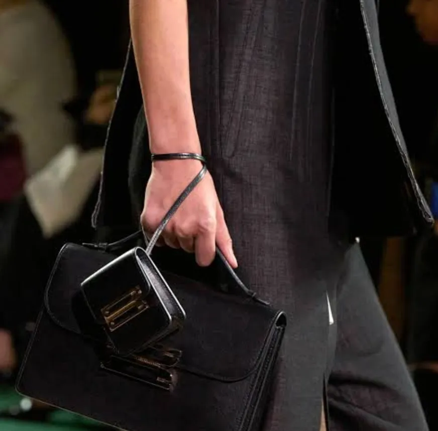 Women Bag:Lorelai and Freya’s Fashion Week Morning Women Bag:Lorelai and Freya’s Fashion Week Morning